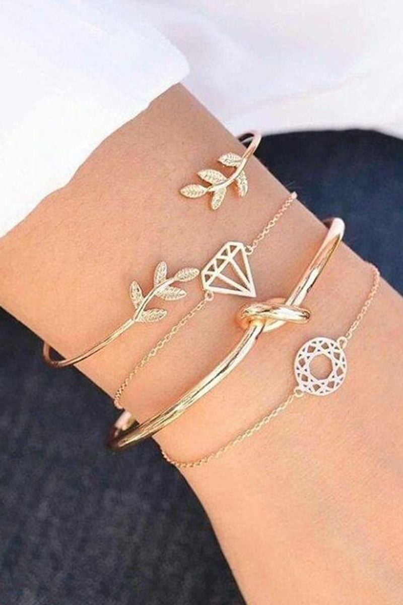 Arany színű karkötő szett Diamond